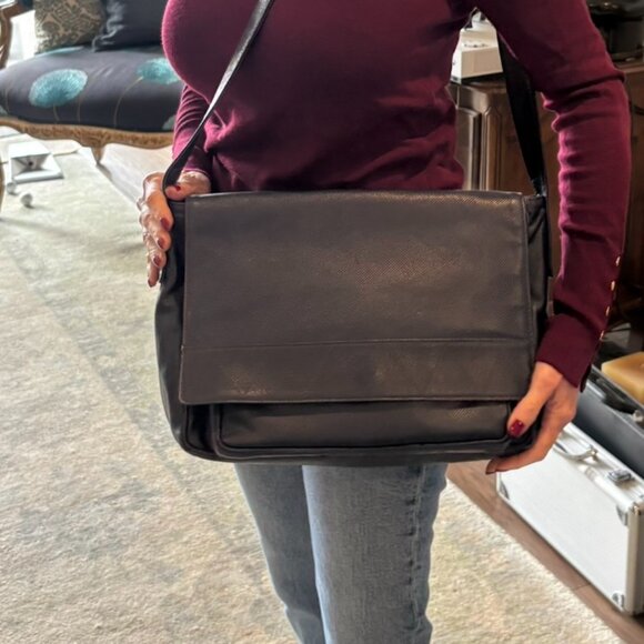 Bottega Veneta Rare Vintage Dark Navy Large Bag.